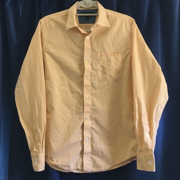 Banana Republic | Gingham Button-Down - Picture 1 of 4